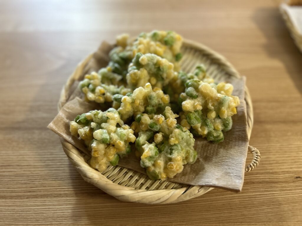 《まんまの台所》枝豆とトウモロコシのかき揚げ