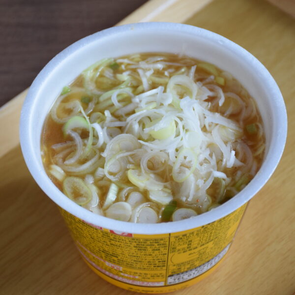 《まんまの台所》ネギ生産者さんのおすすめの食べ方☆カップ麺にトッピング！